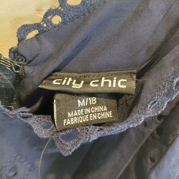 City Chic DRESS SO CROCHET Eyelet Dress Lined MINI size 18 Adjustable Straps NWT - Picture 3 of 10